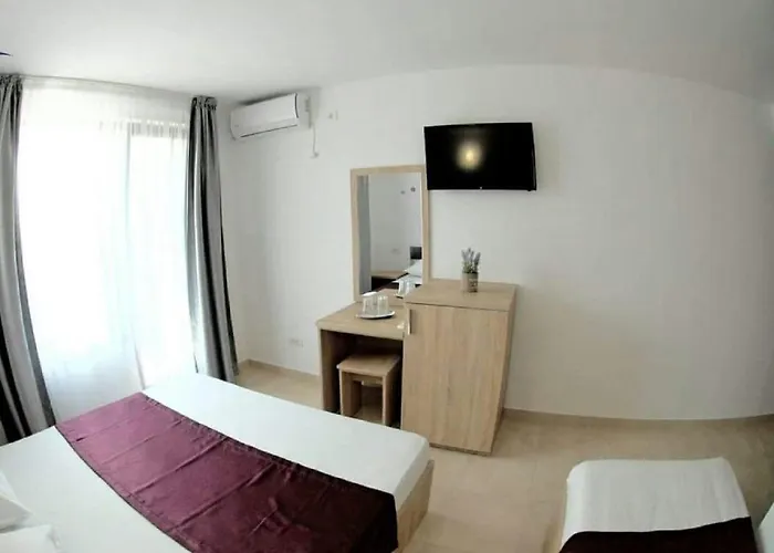 Guest house Marylou 4*